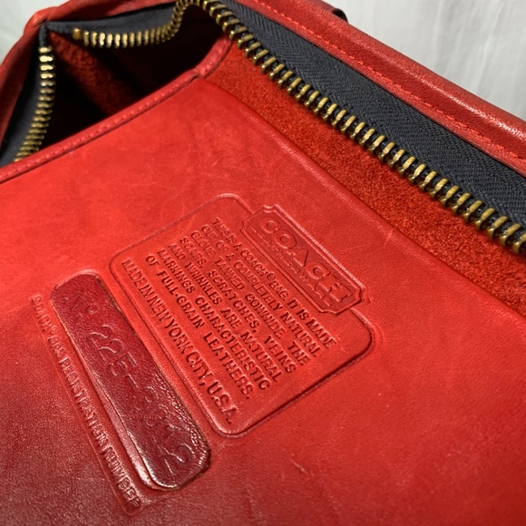 COACH Clutch Bag in Candy Apple Red - Picture 3 of 8